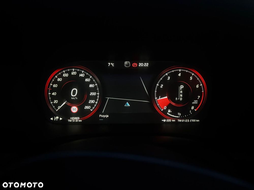 Volvo V60 T4 Momentum - 25