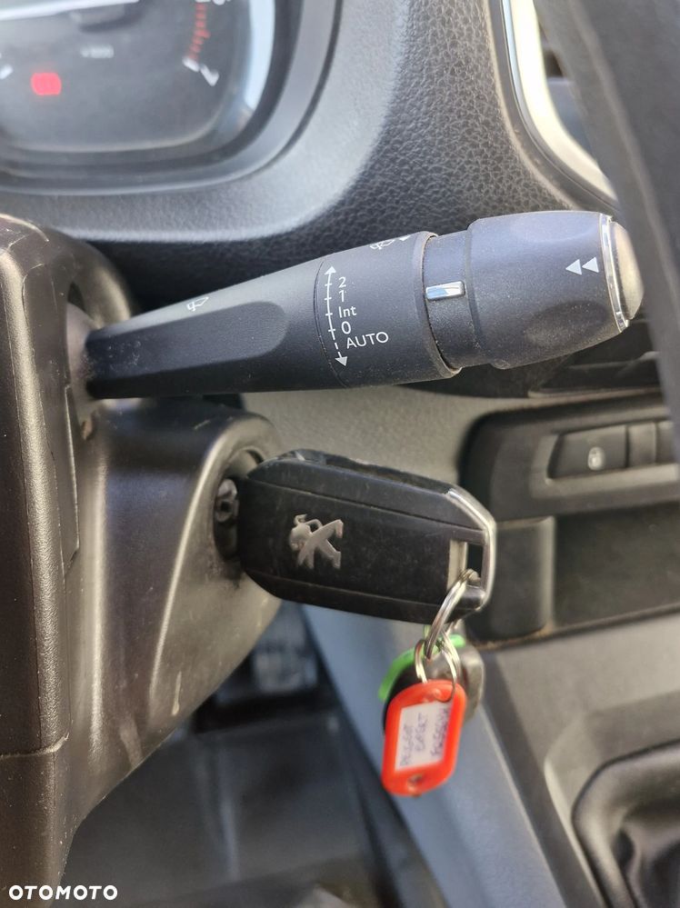 Citroën Jumpy, Wersja M, Nawigacja, klima, tempomat, hak - 21