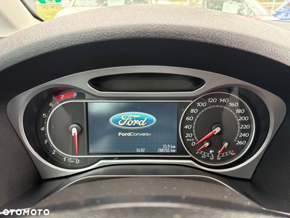 Ford Galaxy 2.0 Titanium - 9