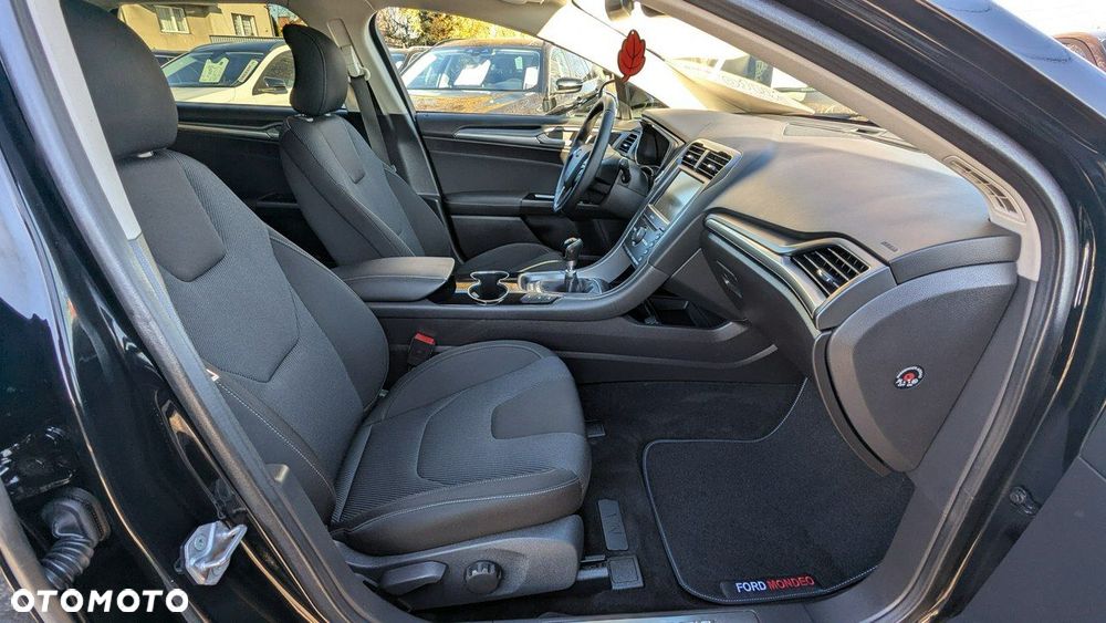 Ford Mondeo - 17