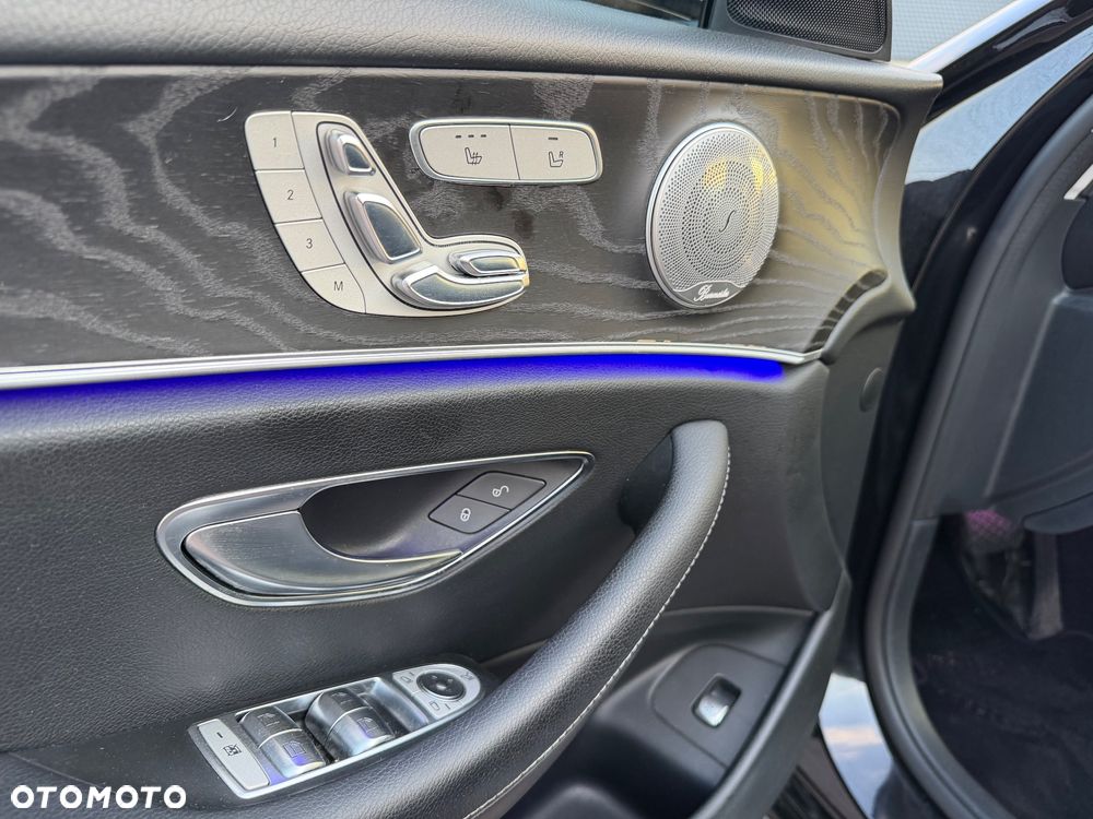 Mercedes-Benz Klasa E 200 9G-TRONIC Avantgarde - 21