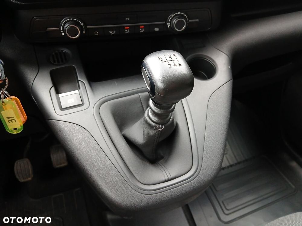 Toyota PROACE CITY - 33