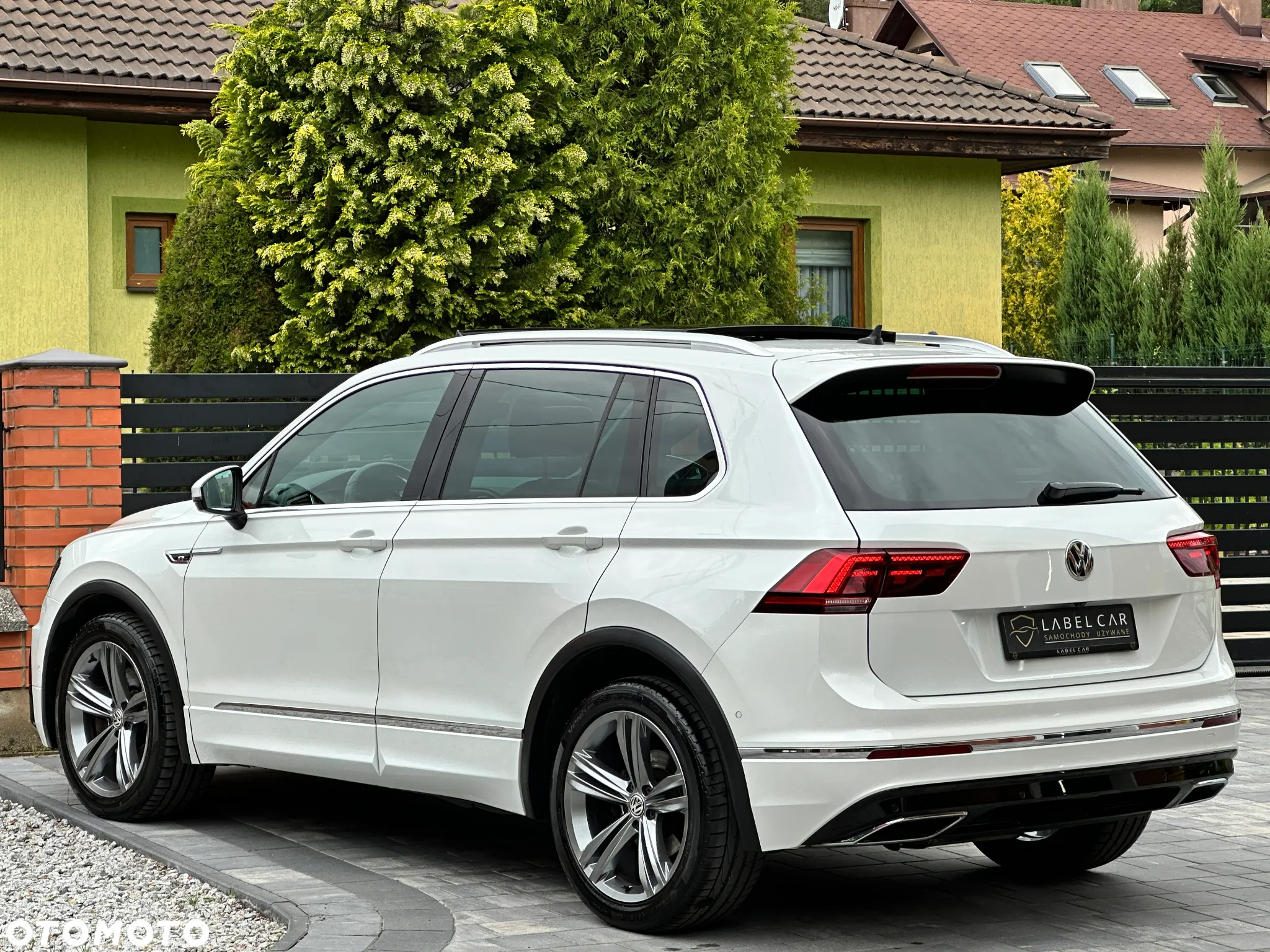 Volkswagen Tiguan 2.0 TDI SCR 4MOTION DSG Highline - 26