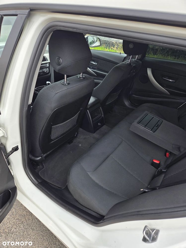 BMW Seria 3 320i GPF xDrive Advantage - 8