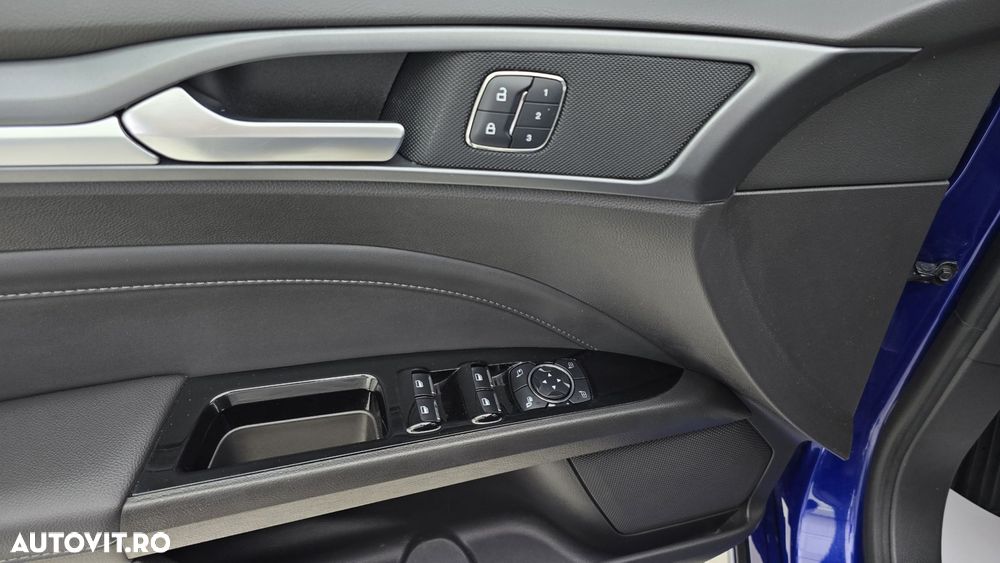 Ford Mondeo 2.0 TDCi Powershift AWD Titanium - 11