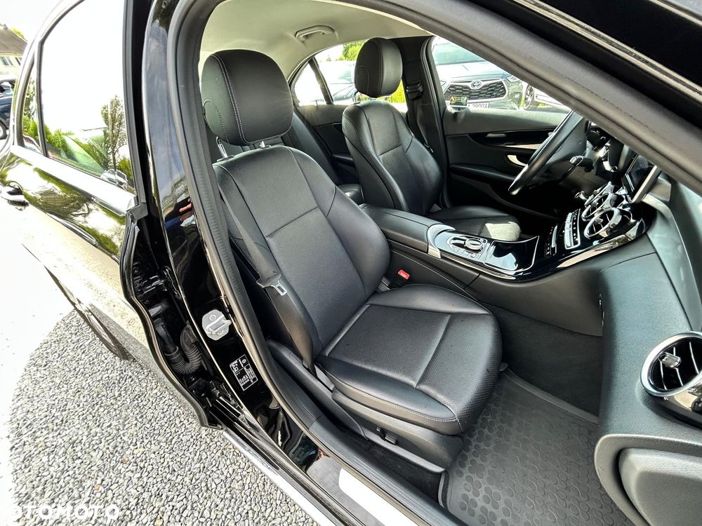 Mercedes-Benz Klasa C 160 9G-TRONIC - 25