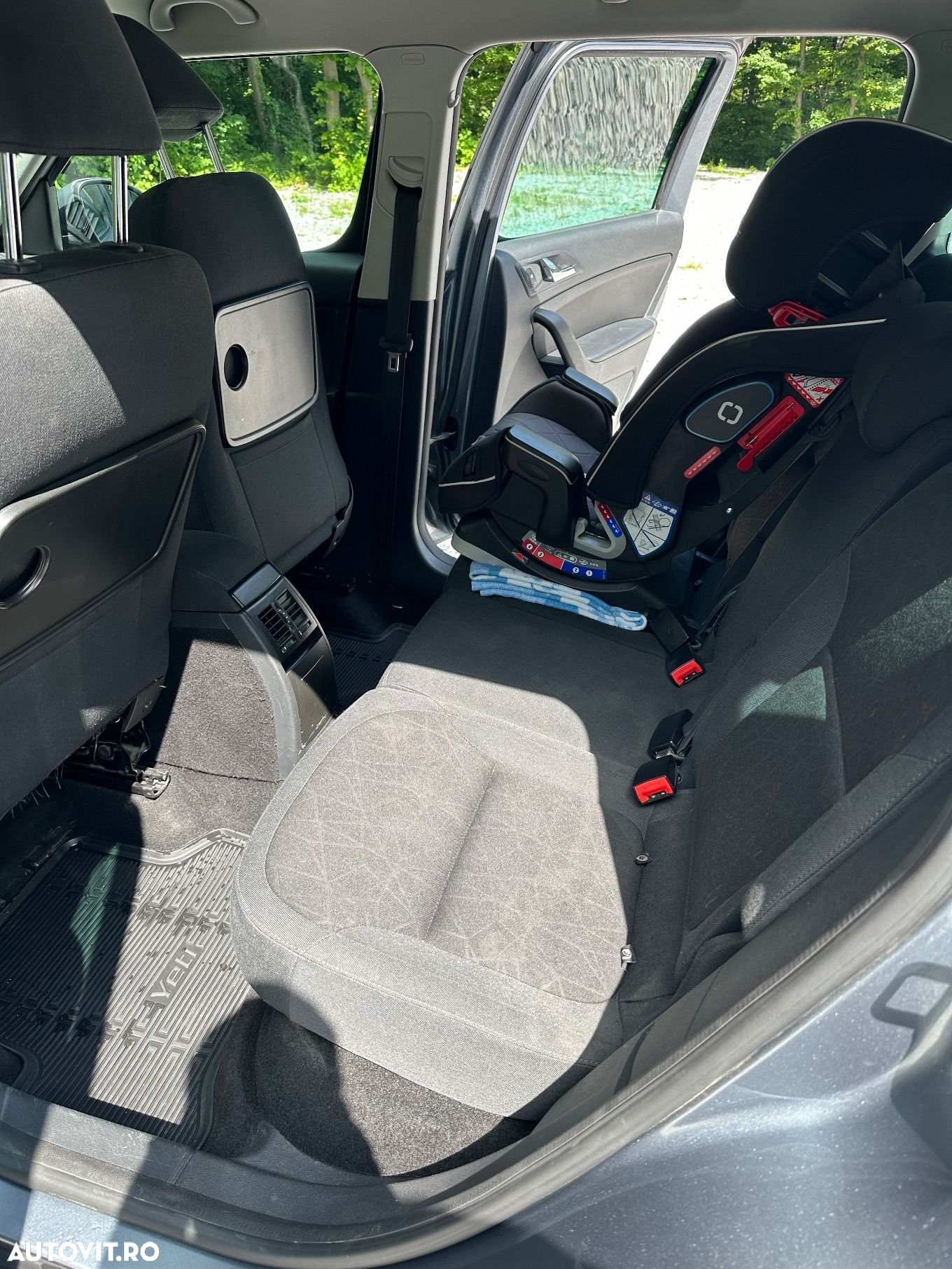 Skoda Yeti 2.0 TDI FAMILY - 10