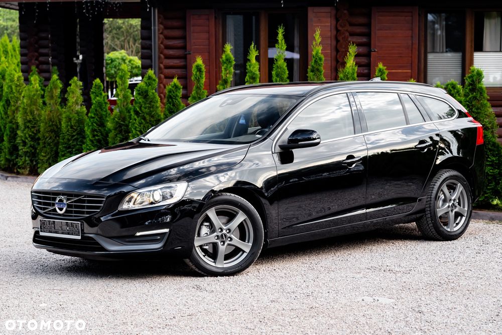Volvo V60 D4 - 3