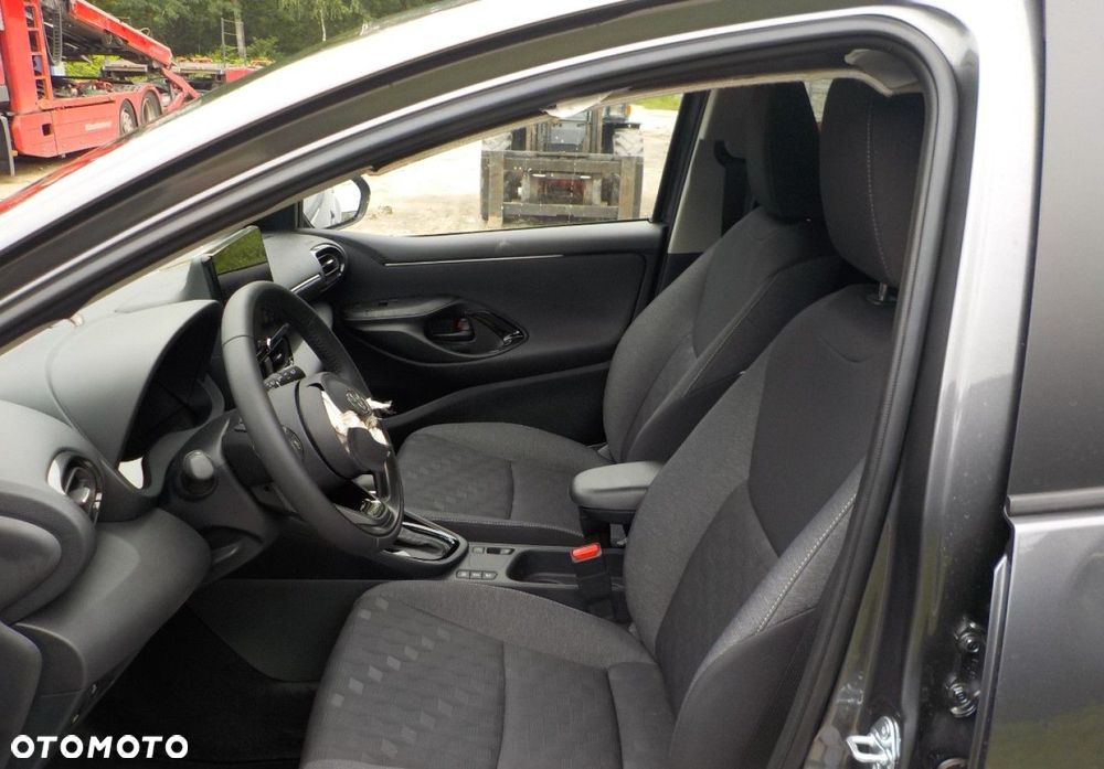 Toyota Yaris - 19
