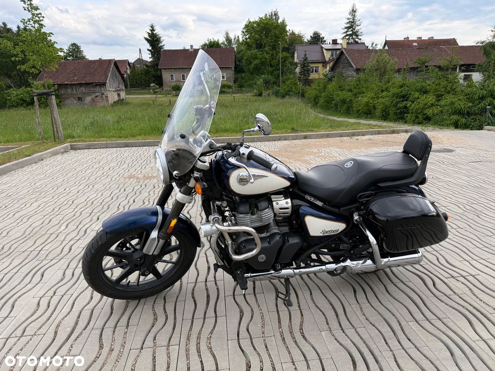 Royal Enfield Super Meteor - 1
