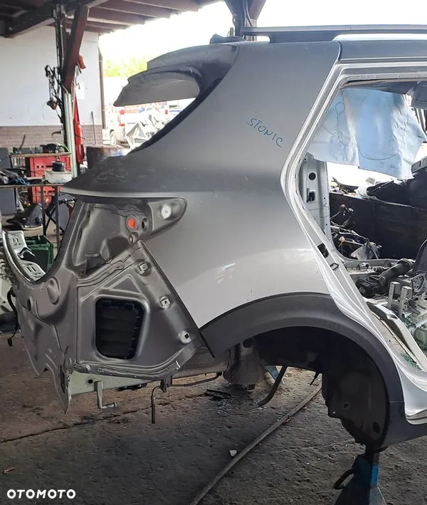 KIA STONIC I 22r LIFT ĆWIARTKA BŁOTNIK PRAWY TYŁ