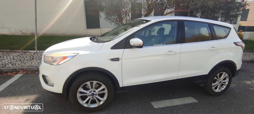 Ford Kuga 1.5 TDCi Titanium - 5