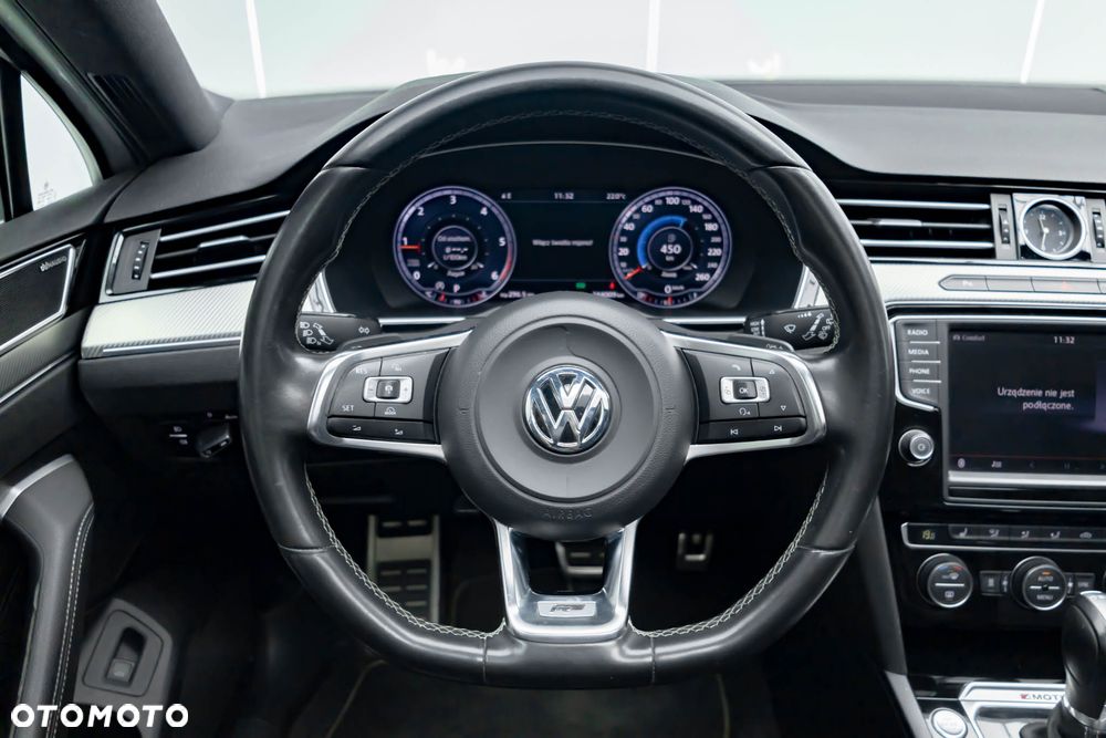 Volkswagen Passat 2.0 TDI SCR (BlueMotion Tech) 4Motion D Highline - 24