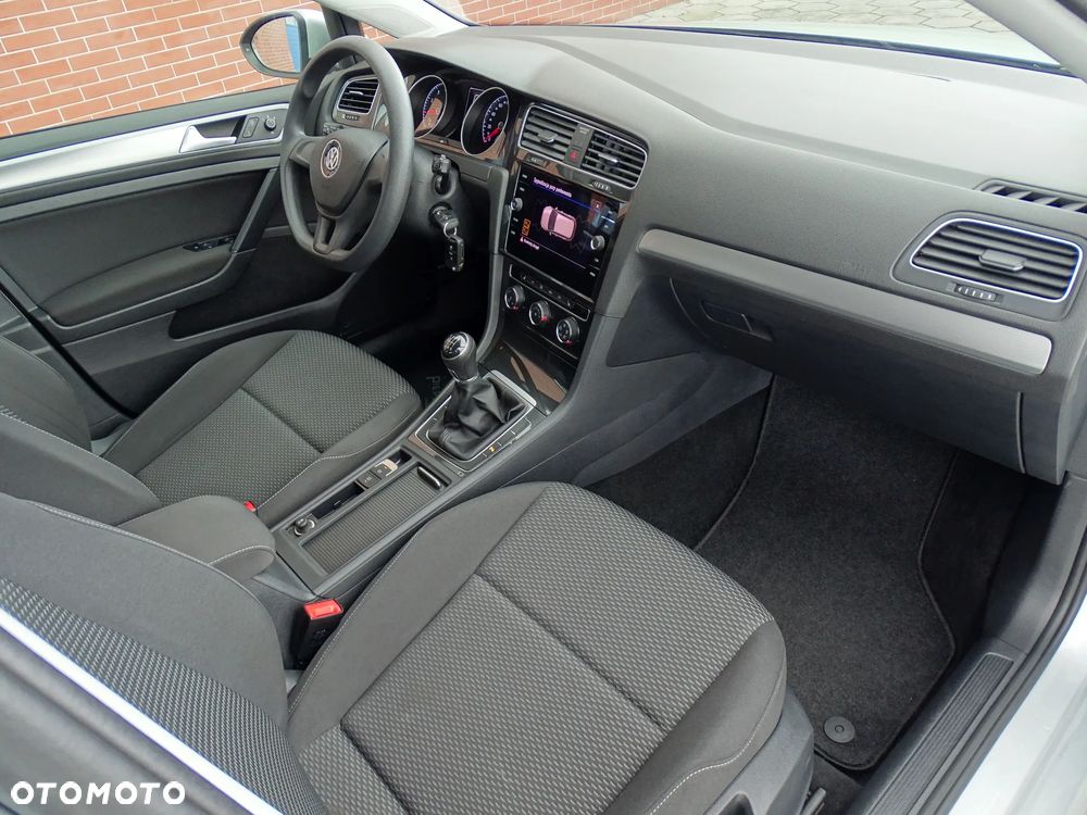Volkswagen Golf 1.0 TSI Comfortline - 22