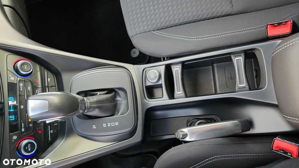 Ford C-MAX 1.5 EcoBoost Start-Stop-System Business Edition - 33