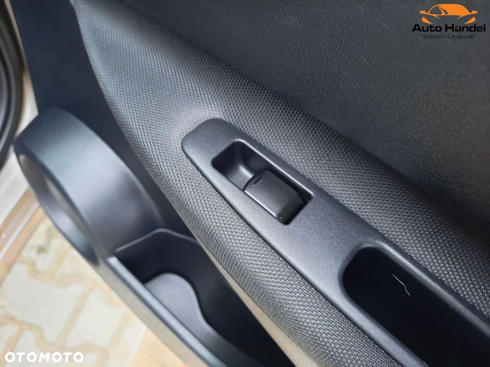 Nissan Qashqai 2.0 CVT tekna - 39