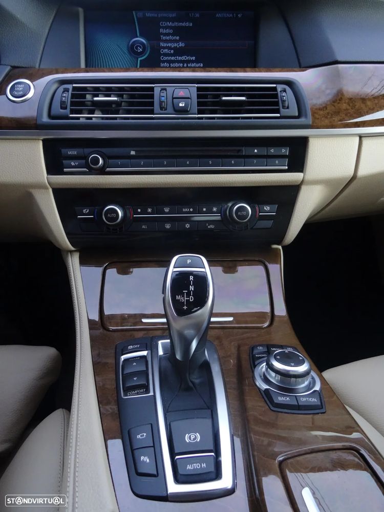 BMW 535 i Pack M Auto - 11