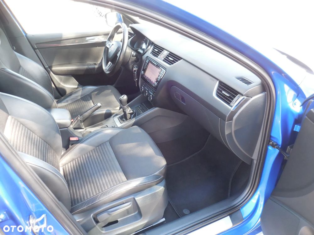 Skoda Octavia 2.0 TDI (Green tec) RS - 10