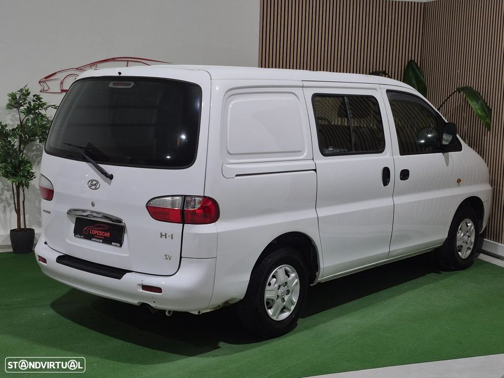 Hyundai H-1 - 4