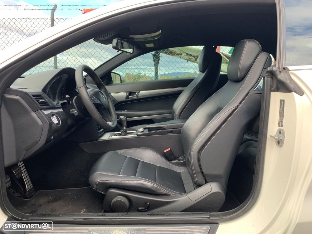 Mercedes-Benz E 220 CDi Avantgarde BlueEfficiency - 22