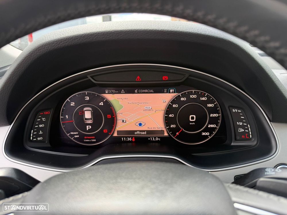 Audi Q7 3.0 TDI quattro tiptronic 7L - 27