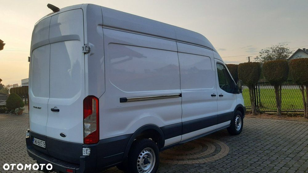 Ford Transit - 28