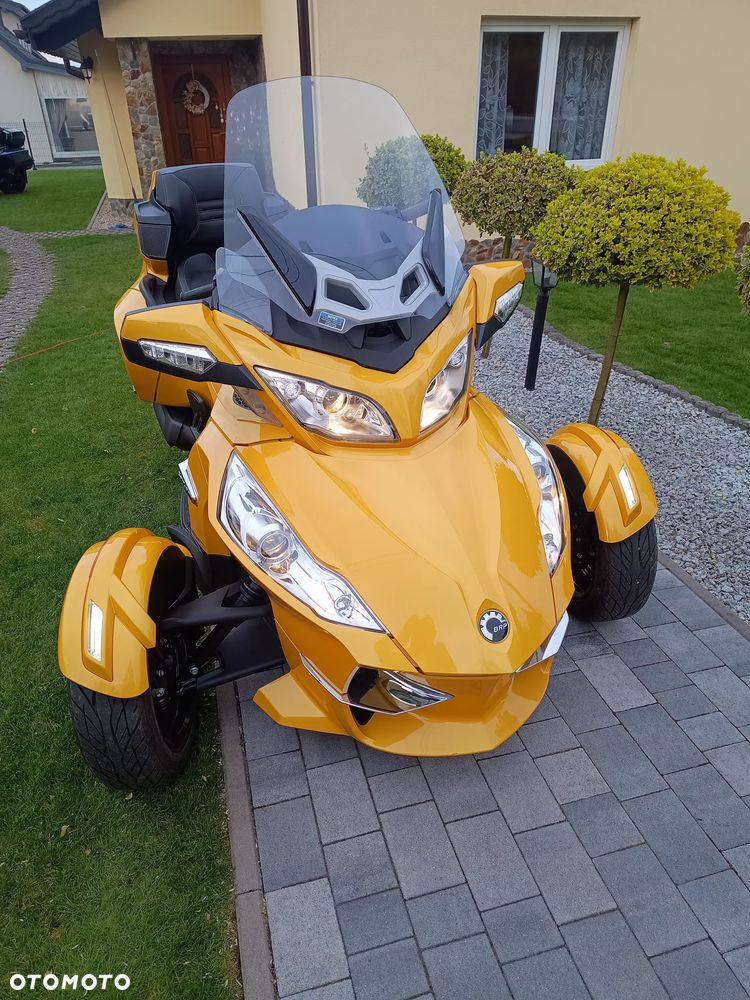 Can-Am Spyder - 4