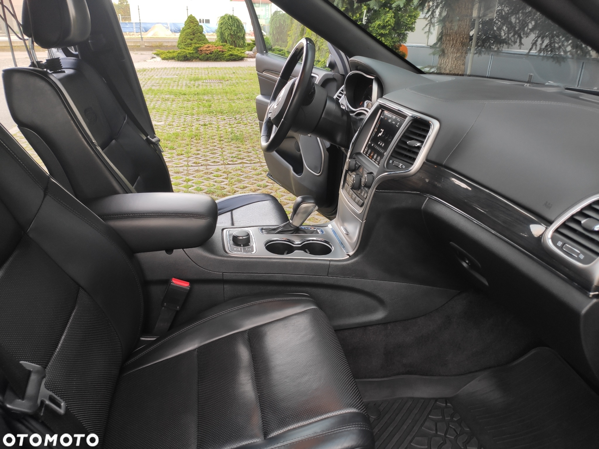 Jeep Grand Cherokee 5.7 V8 Overland - 21