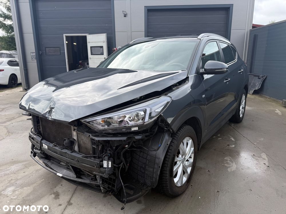 Hyundai Tucson 1.6 CRDi 48V-Hybrid 2WD DCT Select - 11