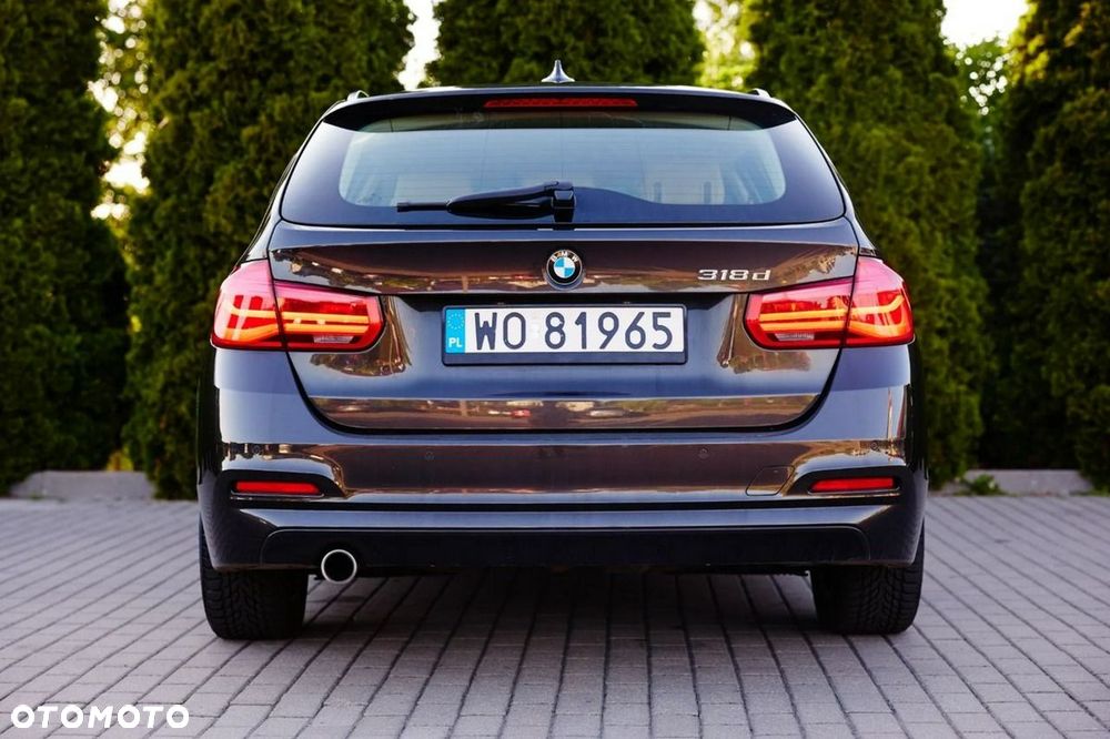 BMW Seria 3 318d Edition Luxury Line Purity - 5