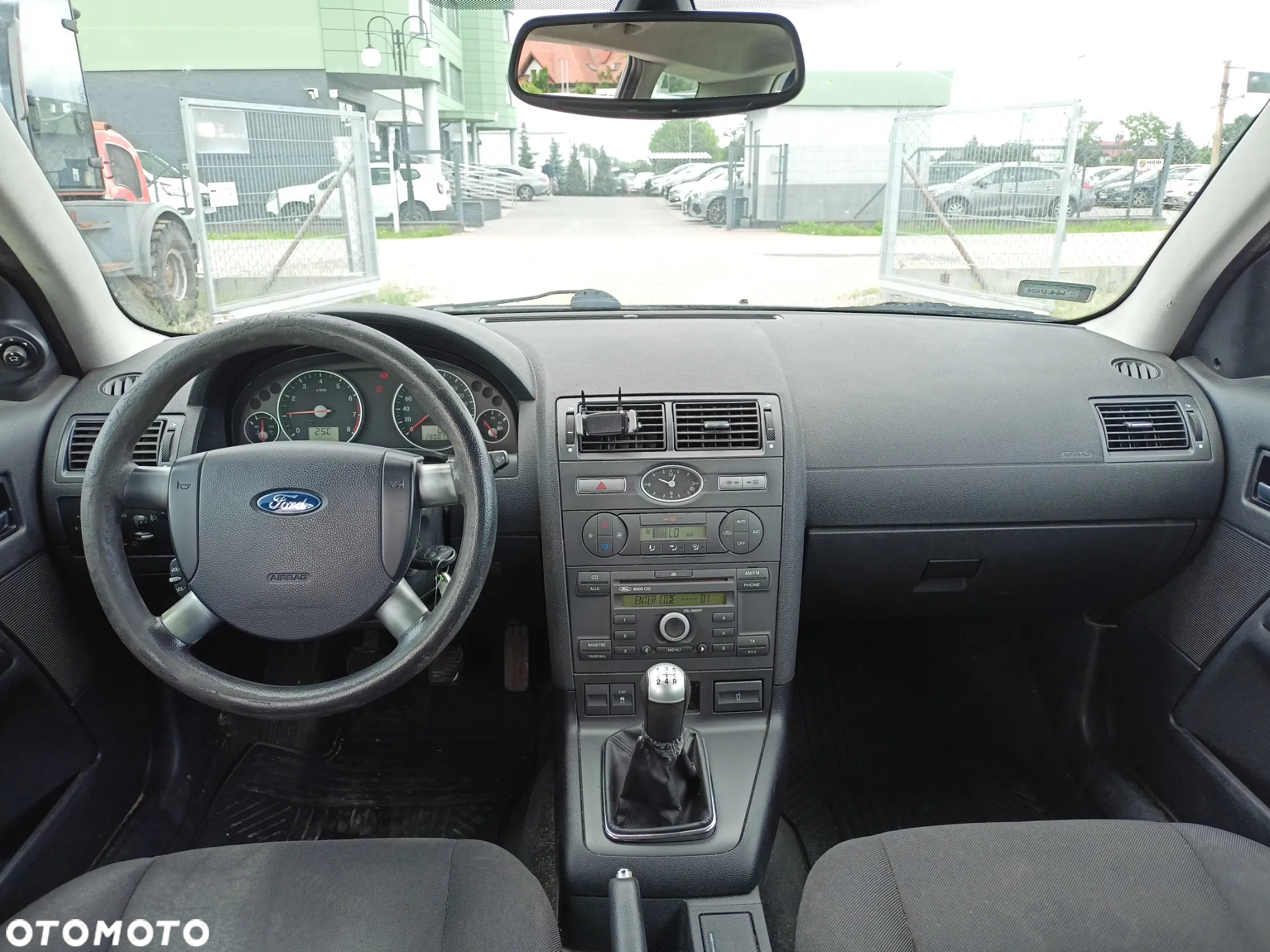 Ford Mondeo - 12