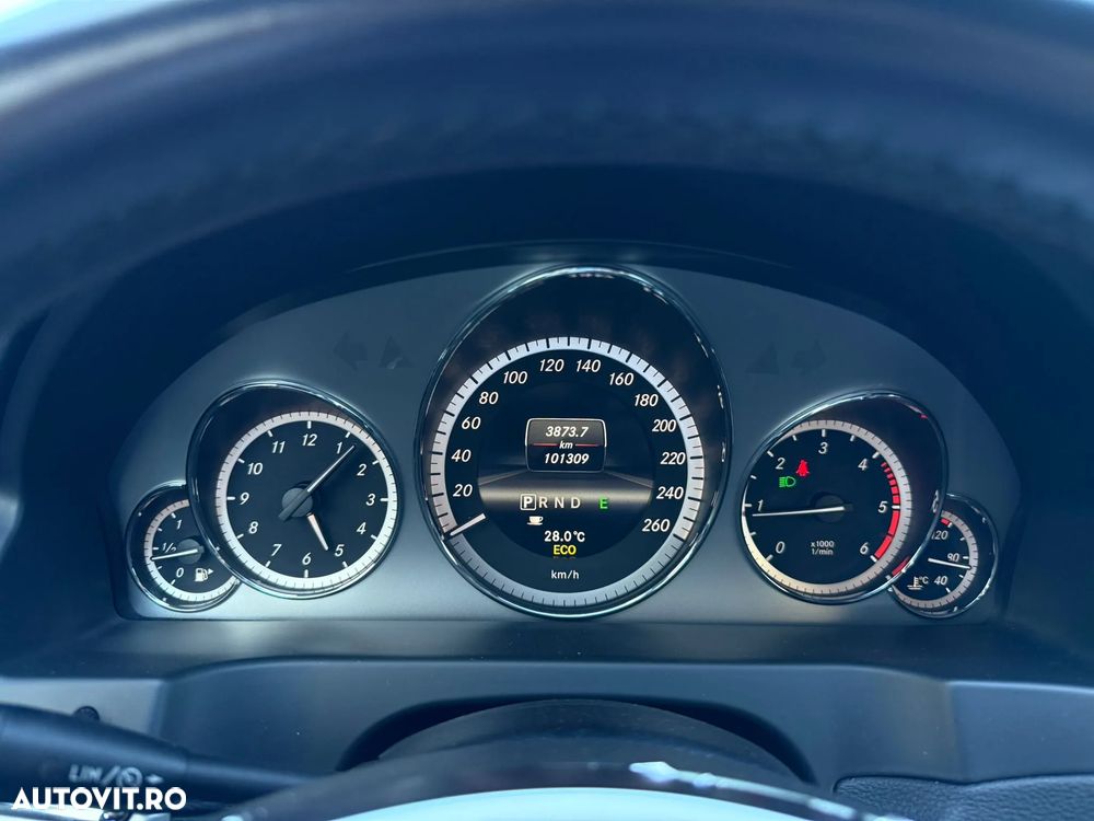 Mercedes-Benz E 220 CDI Coupe 7G-TRONIC - 21