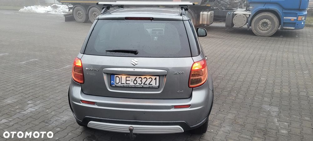 Suzuki SX4 1.9 DDiS DPF 4x4 Club - 5