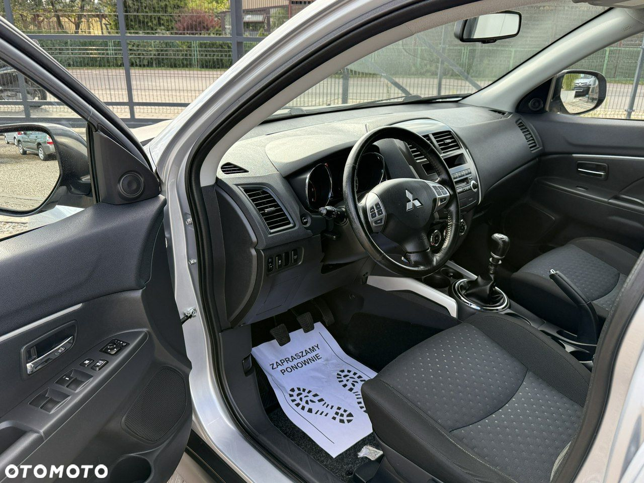 Mitsubishi ASX - 6
