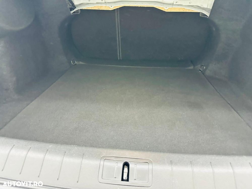 Renault Latitude 2.0 dCi Initiale - 14