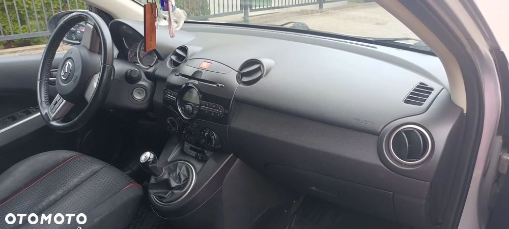 Mazda 2 1.3 Dynamic - 5