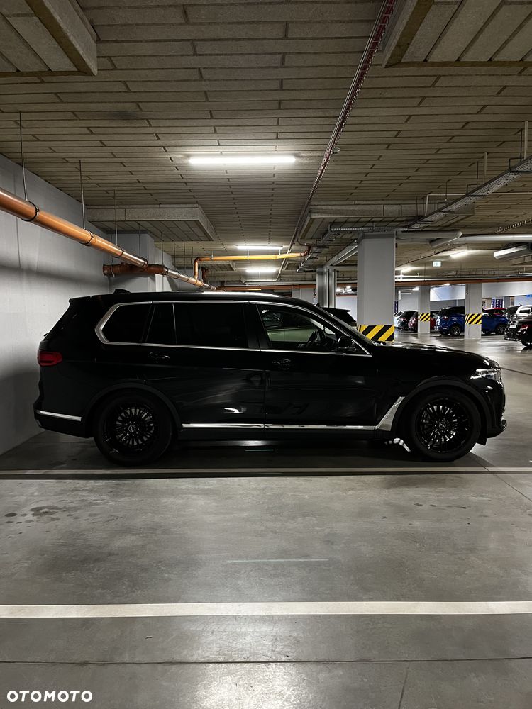 BMW X7 - 6