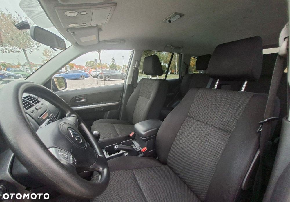 Suzuki Grand Vitara - 20