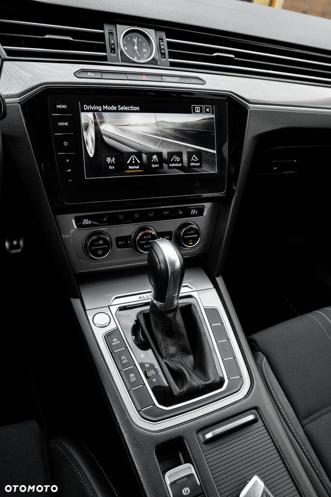 Volkswagen Passat Alltrack 2.0 TDI SCR 4Motion DSG (BMT) - 40