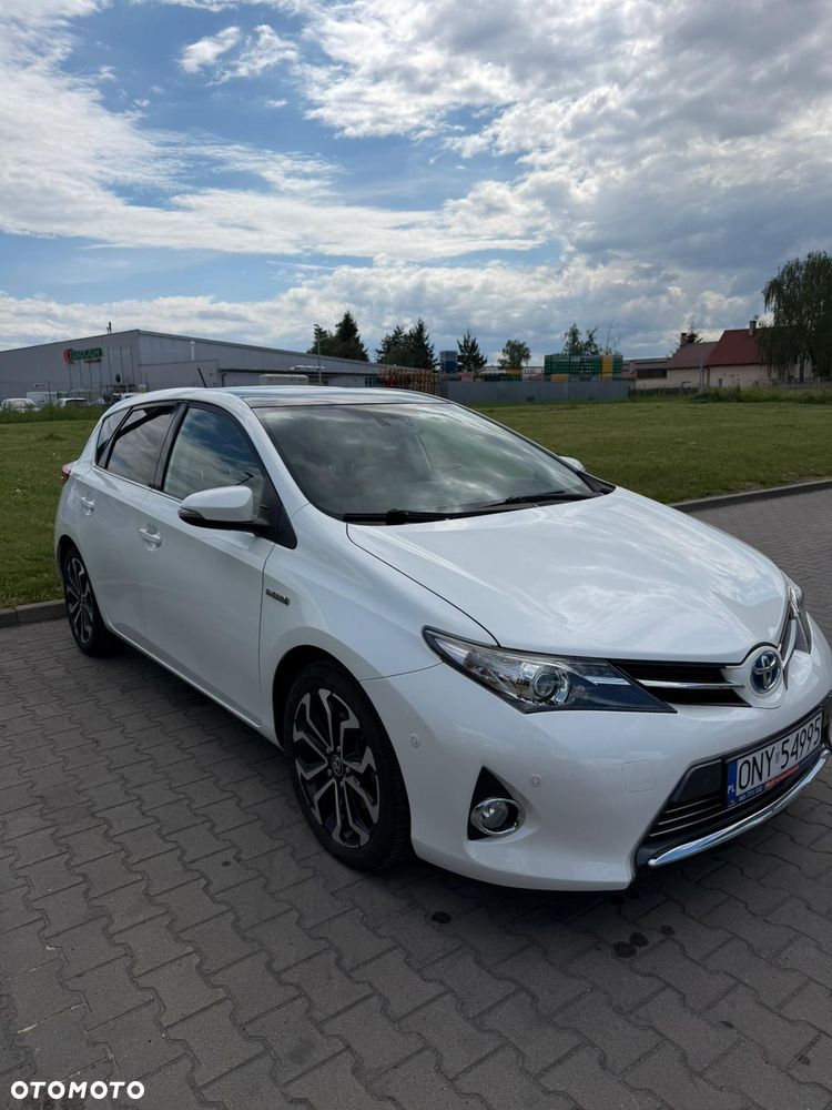 Toyota Auris 1.8 HSD Sol - 4
