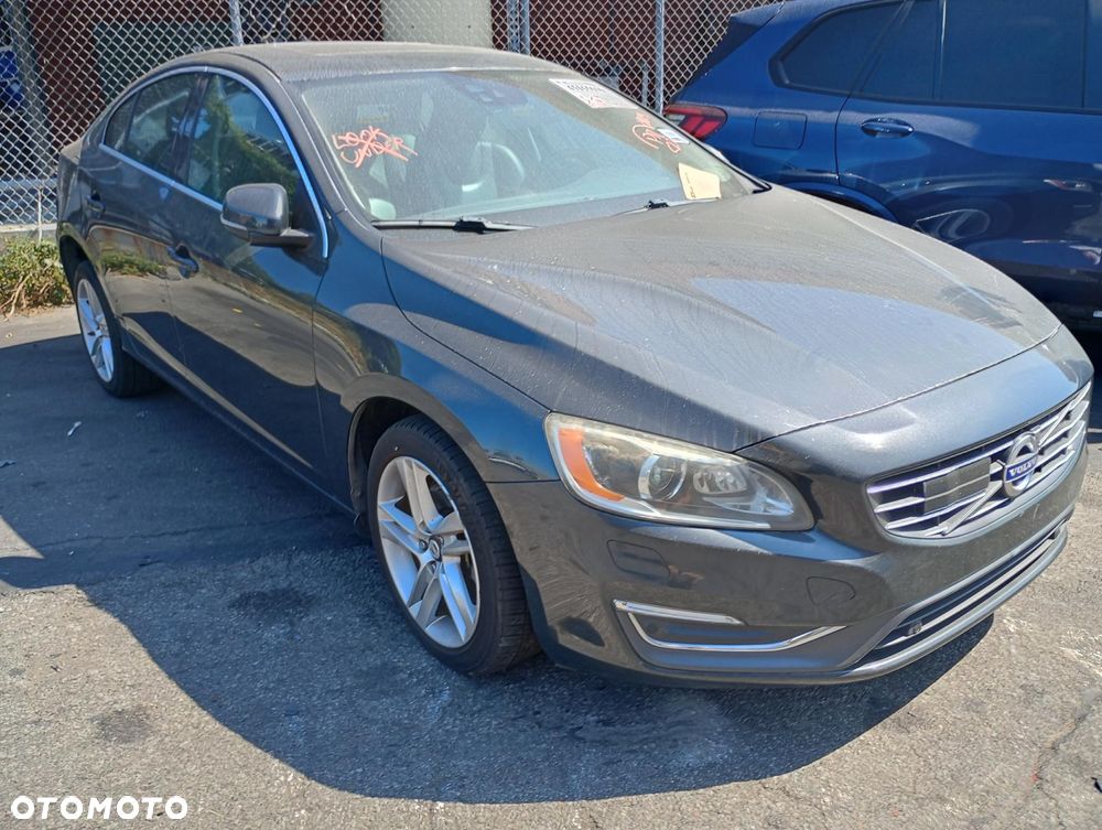 Volvo S60 - 9