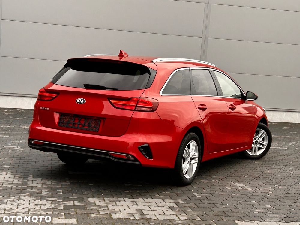 Kia Ceed 1.6 CRDi SCR L Business Line Plus DCT - 6