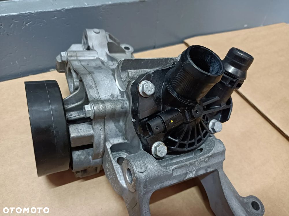 Bmw F39 F45 Mini F56 F60 Pompa wody 8601366 - 6
