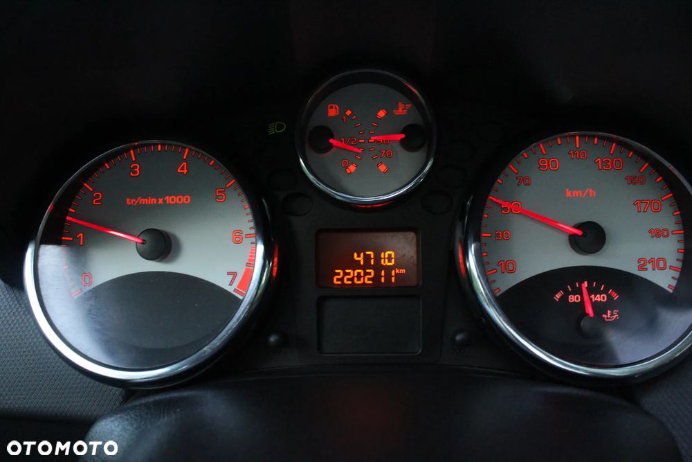 Peugeot 207 150 Turbo Platinum - 24