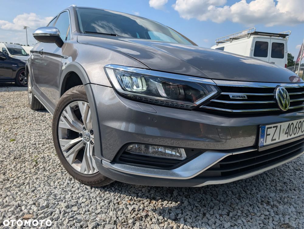 Volkswagen Passat 2.0 TDI BMT 4Mot Highline DSG - 2