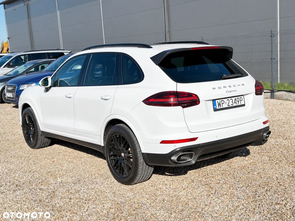 Porsche Cayenne Diesel Platinum Edition - 4