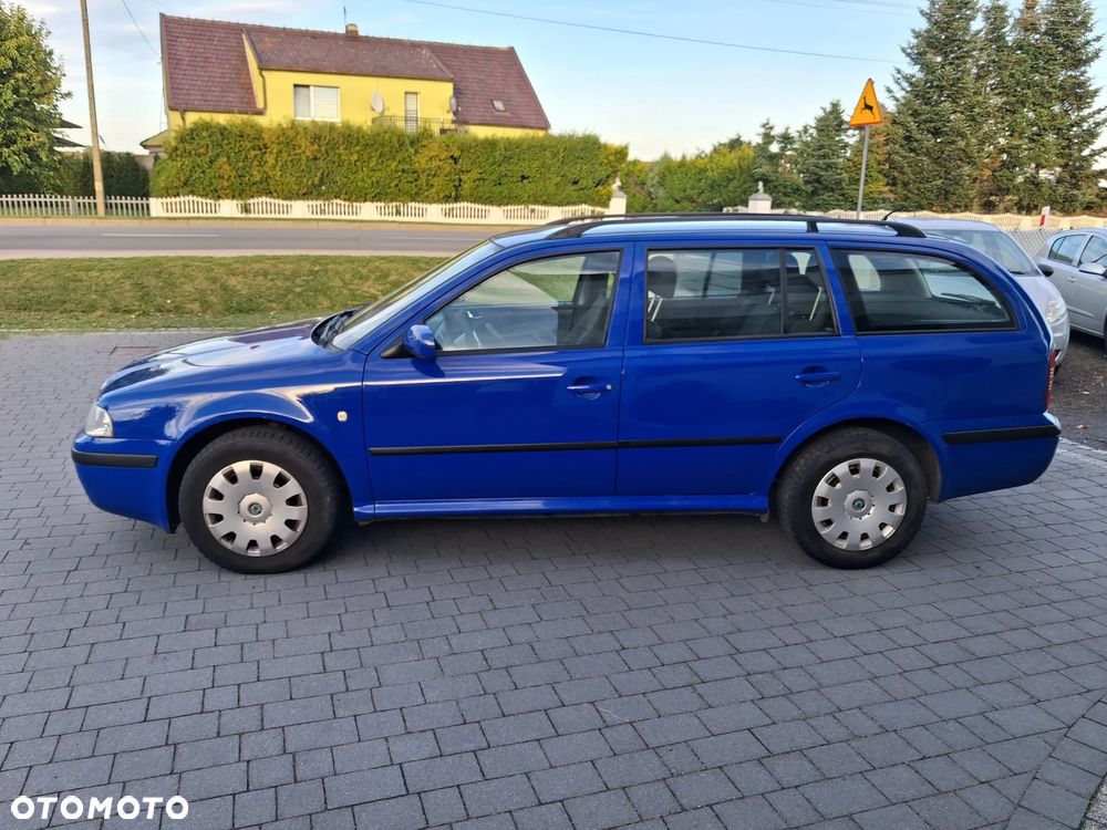 Skoda Octavia 2007 photo 2