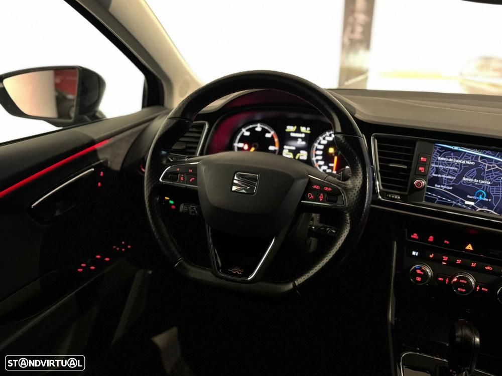 SEAT Leon ST 2.0 TDI DPF DSG FR - 32
