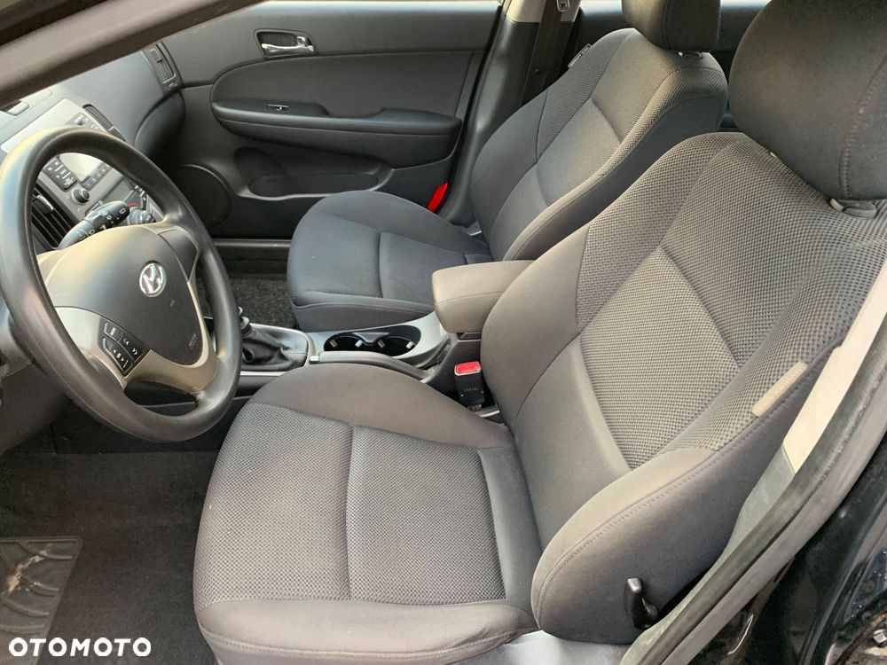 Hyundai i30 1.6 blue Comfort - 5