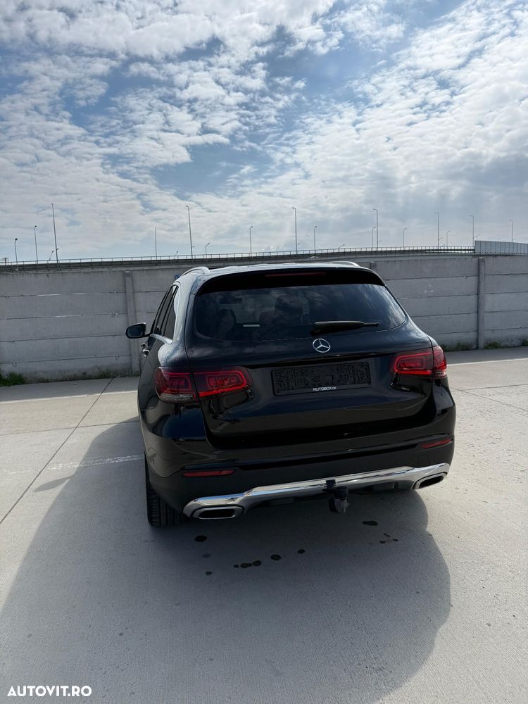 Mercedes-Benz GLC 220 d 4MATIC 9G-TRONIC - 2